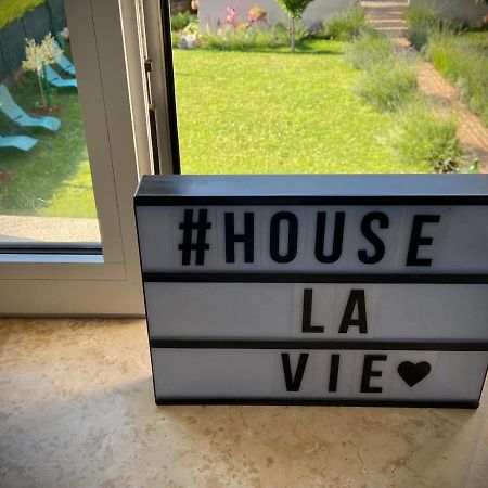 House La Vie Apartman #No.2 Babici 외부 사진